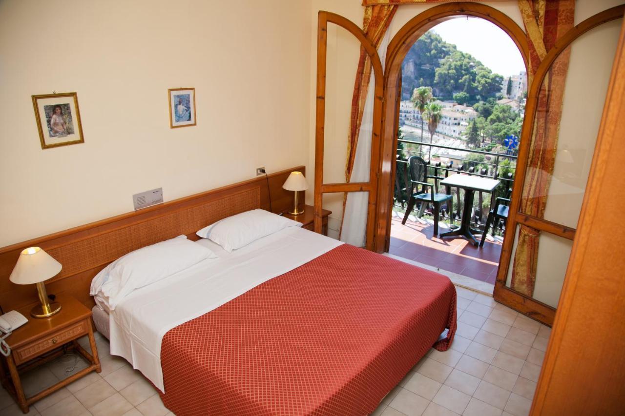 Hotel Ipanema Ταορμίνα Εξωτερικό φωτογραφία
