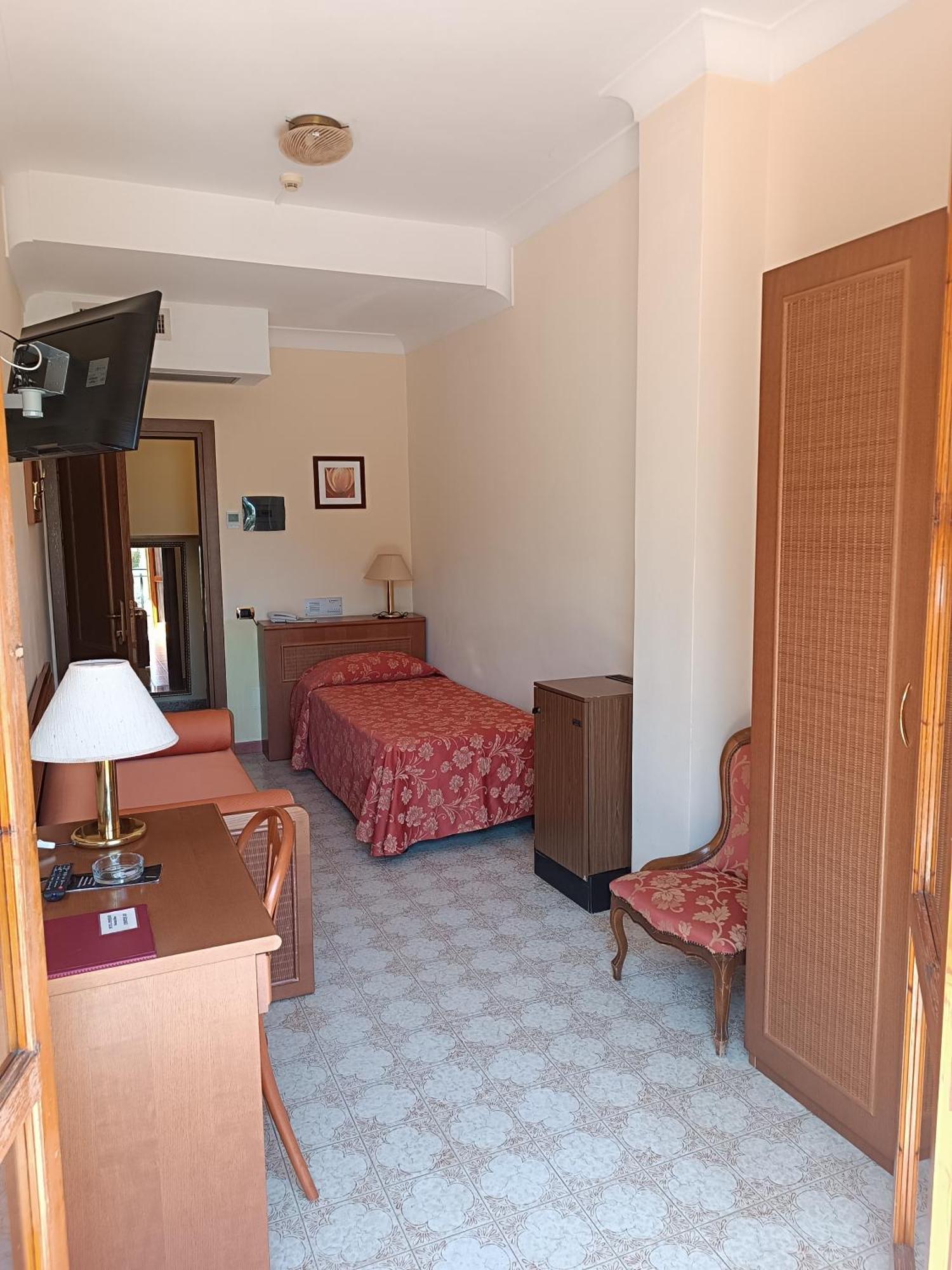 Hotel Ipanema Ταορμίνα Εξωτερικό φωτογραφία