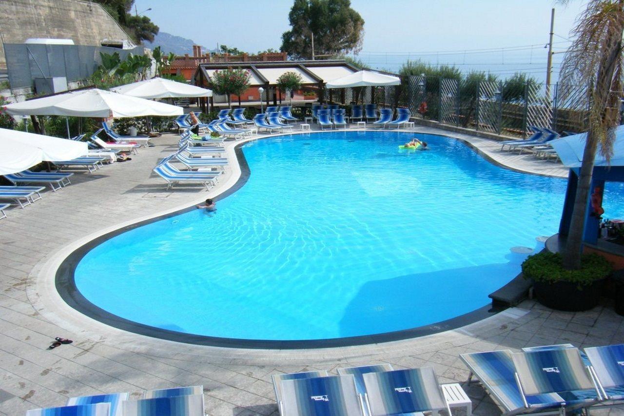 Hotel Ipanema Ταορμίνα Εξωτερικό φωτογραφία