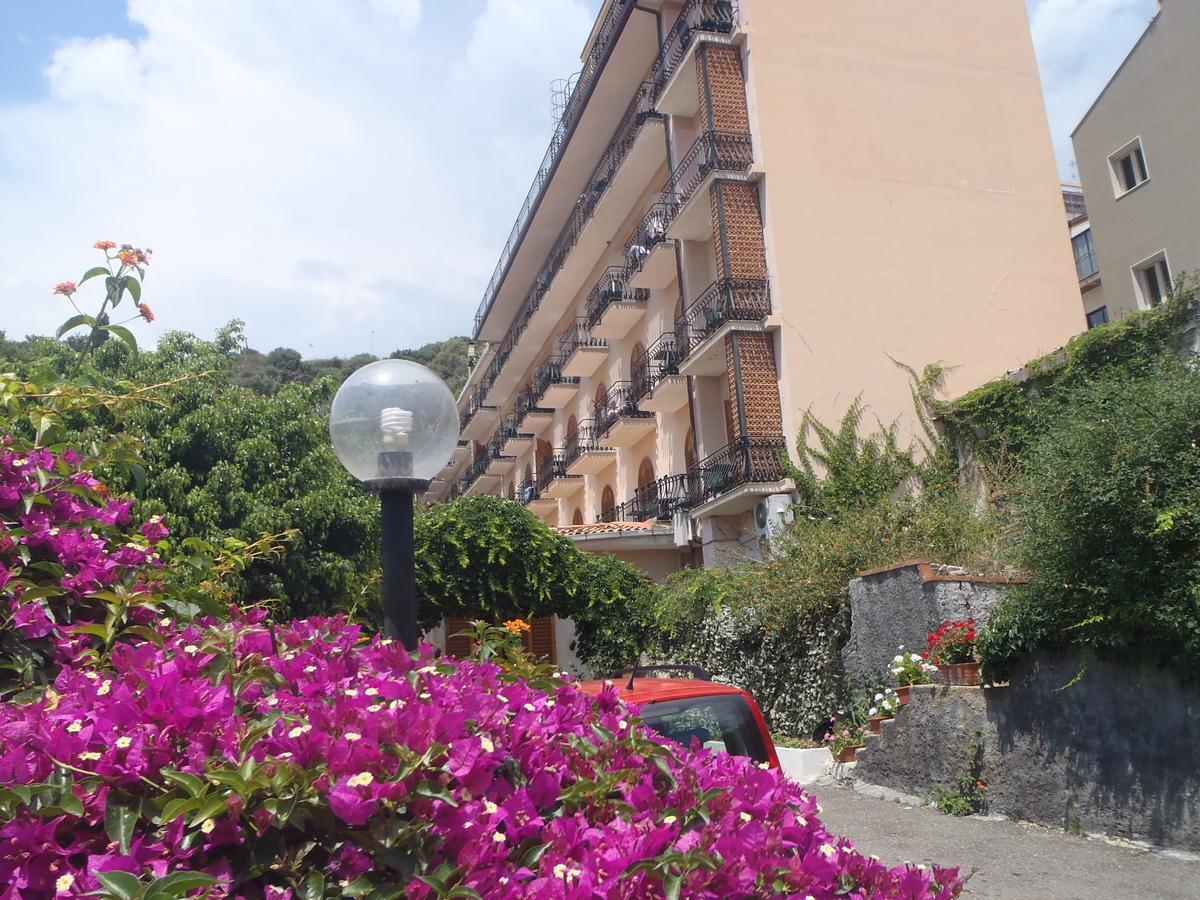 Hotel Ipanema Ταορμίνα Εξωτερικό φωτογραφία