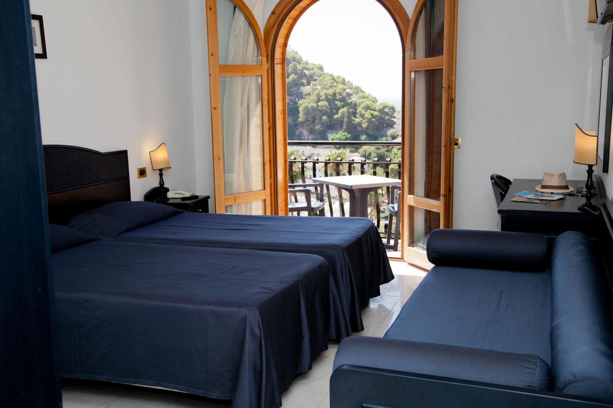 Hotel Ipanema Ταορμίνα Εξωτερικό φωτογραφία